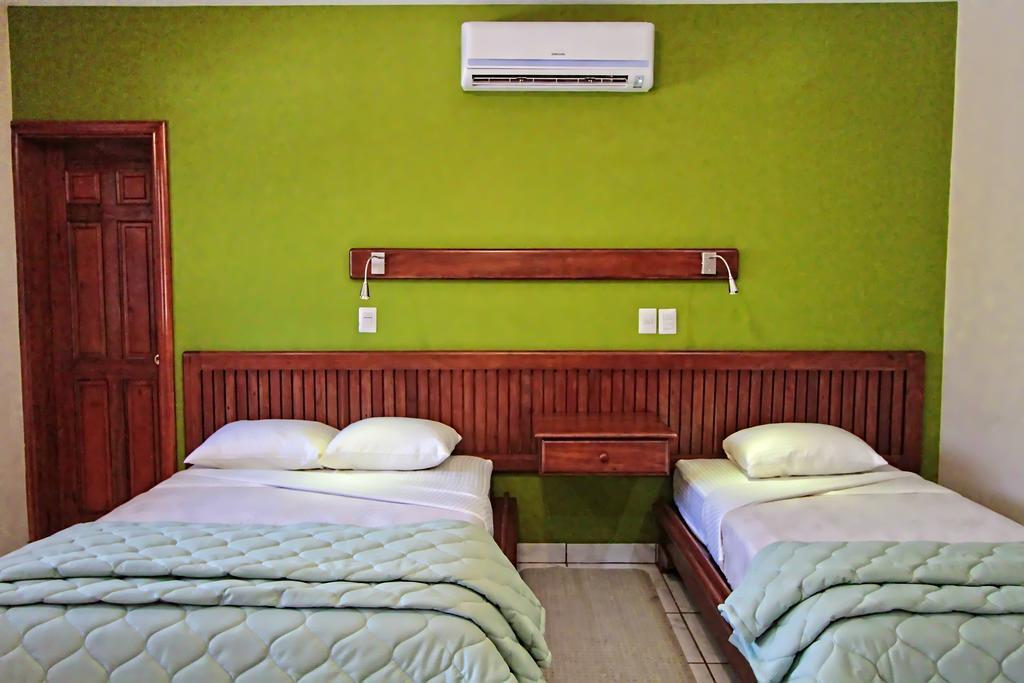 Hotel La Mar Dulce Ґранада Екстер'єр фото