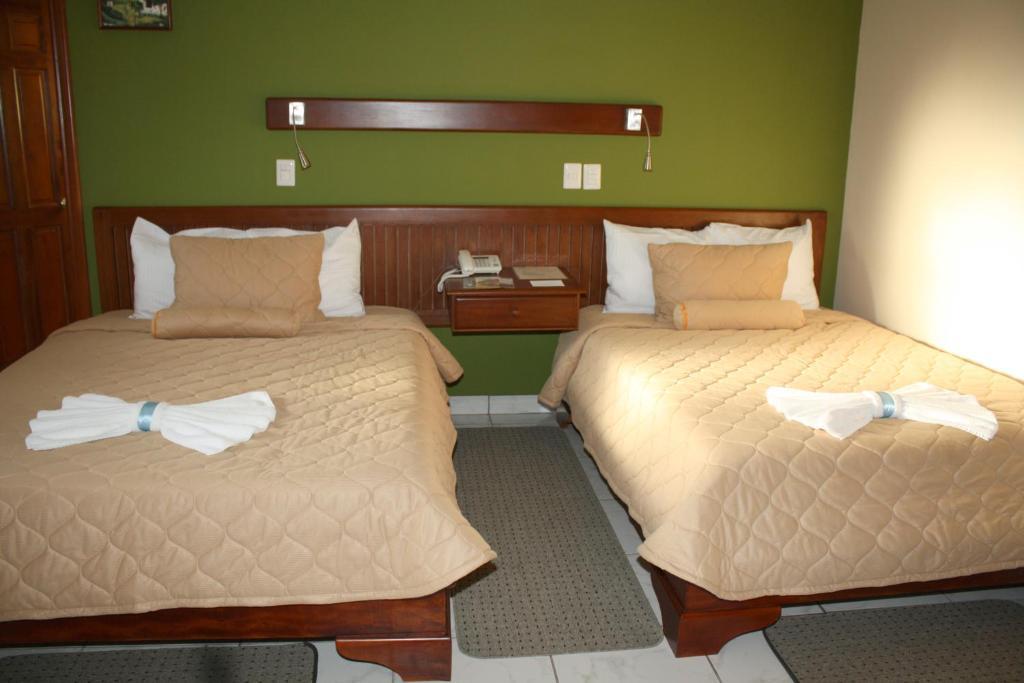 Hotel La Mar Dulce Ґранада Номер фото