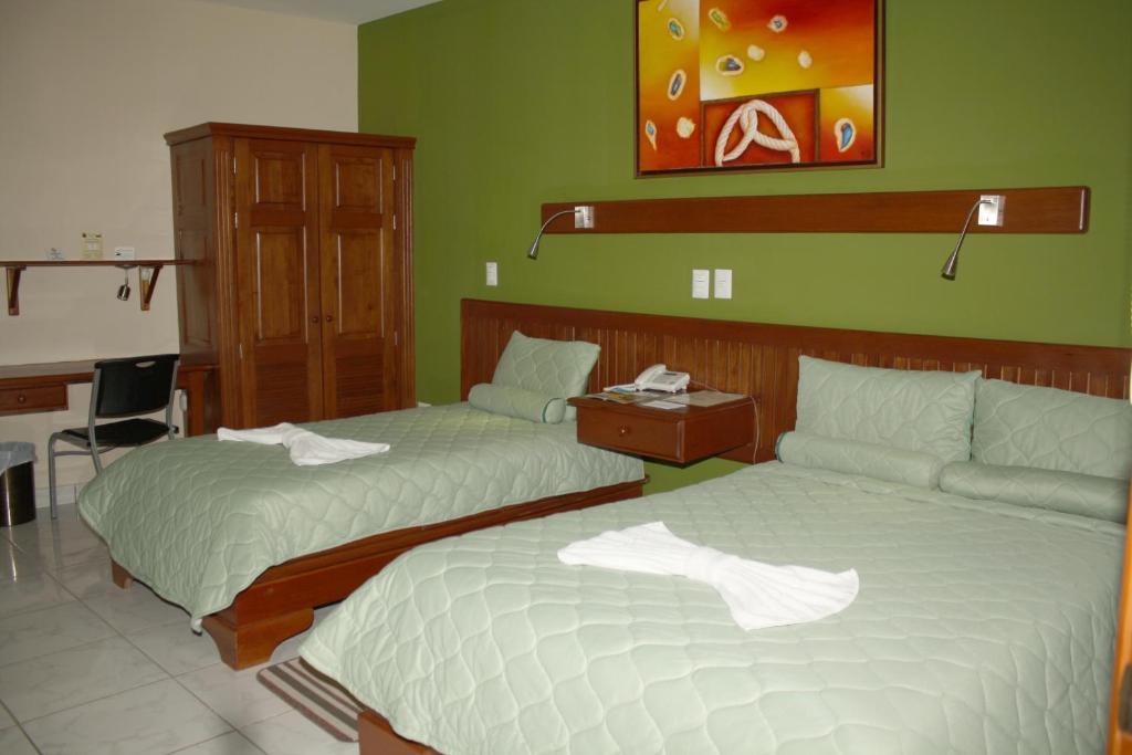 Hotel La Mar Dulce Ґранада Номер фото