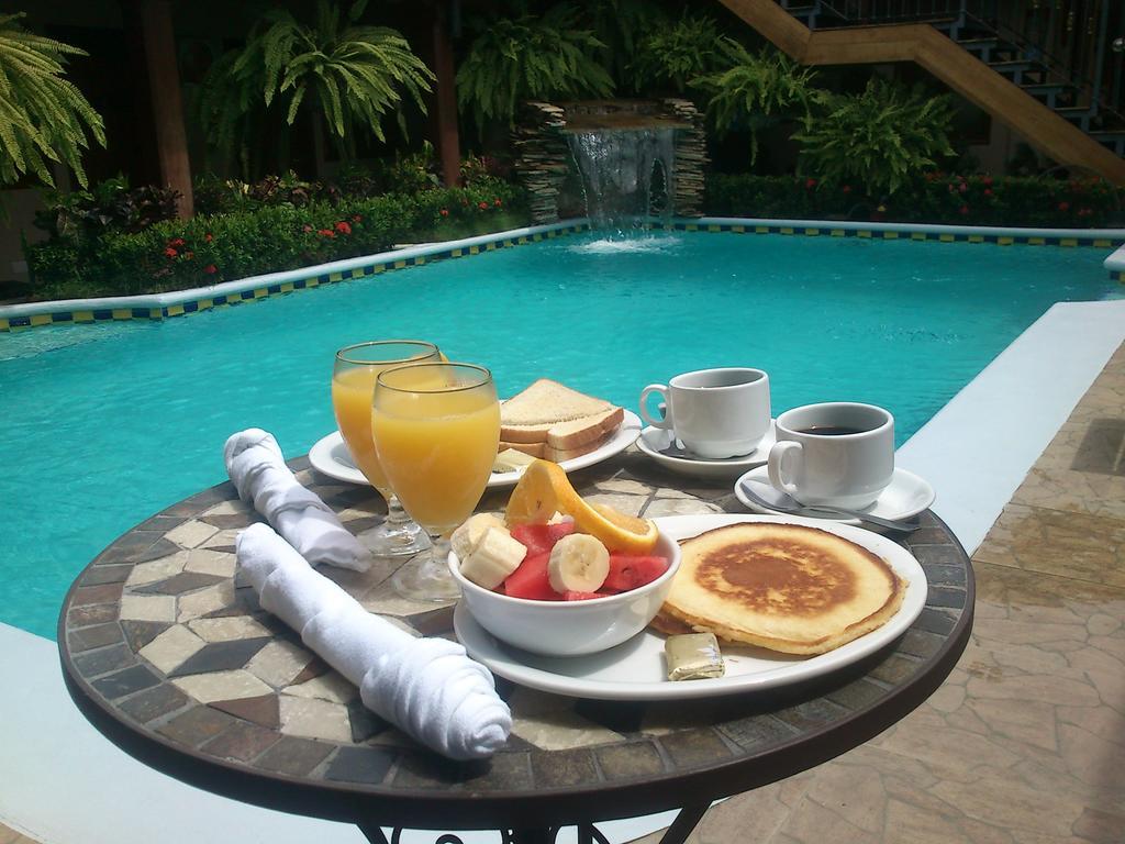 Hotel La Mar Dulce Ґранада Екстер'єр фото