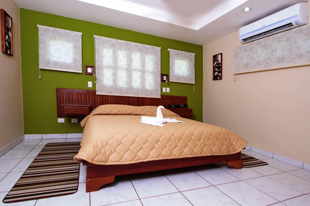 Hotel La Mar Dulce Ґранада Екстер'єр фото